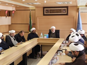 مبلغ دینی با دانش افزایی و ارتباط مؤثر زمینه جذب مردم را فراهم کند
