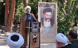 «تفرقه» خواست دشمن است؛ وحدت حول محور «رهبری» ضرورتی بی‌بدیل