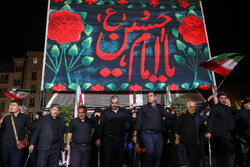 دیباج یکپارچه در سوگ سیدالشهدا