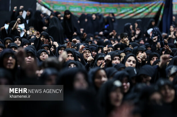 مراسم عزاداری ماه محرم در جوار محل عروج ملکوتی قائد شهید