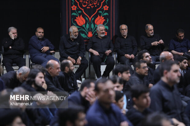 مراسم عزاداری ماه محرم در جوار محل عروج ملکوتی قائد شهید