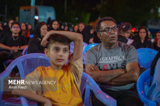 شور فوتبال در موکب ریحانه شیراز
