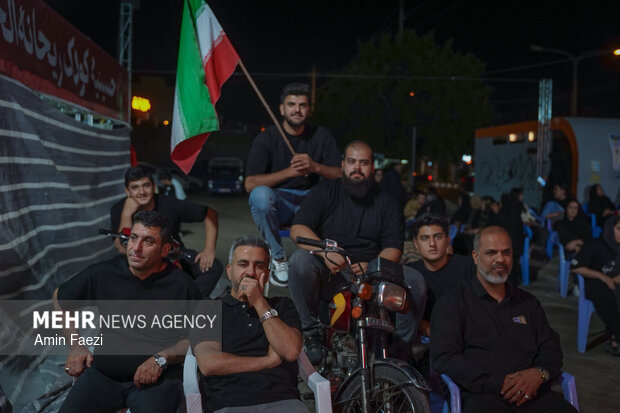 شور فوتبال در موکب ریحانه شیراز