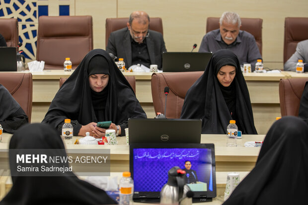 نشست  تبیین عملکرد ۵ ساله دستگاه قضایی