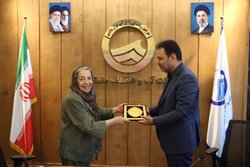 مرضیه برومند سفیر آب آبفای منطقه یک تهران شد