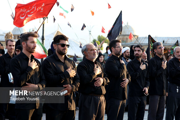 یوم العطش» اجتماع با شکوه پرچمداران حسینی در همدان»
