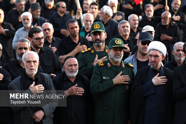 یوم العطش» اجتماع با شکوه پرچمداران حسینی در همدان»