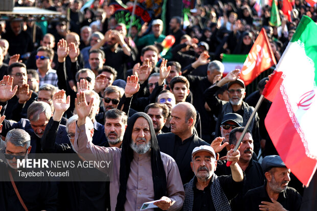 یوم العطش» اجتماع با شکوه پرچمداران حسینی در همدان»