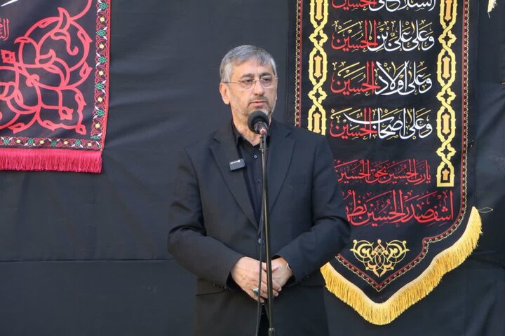 استاندار لرستان: منافع مردم سرلوحه کار مسئولان لرستان باشد