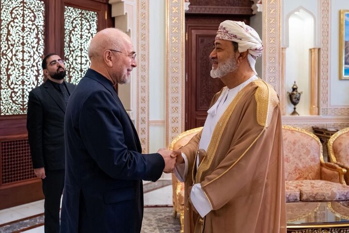 Ghalibaf meets Sultan of Oman in Muscat for talks (+VIDEO)