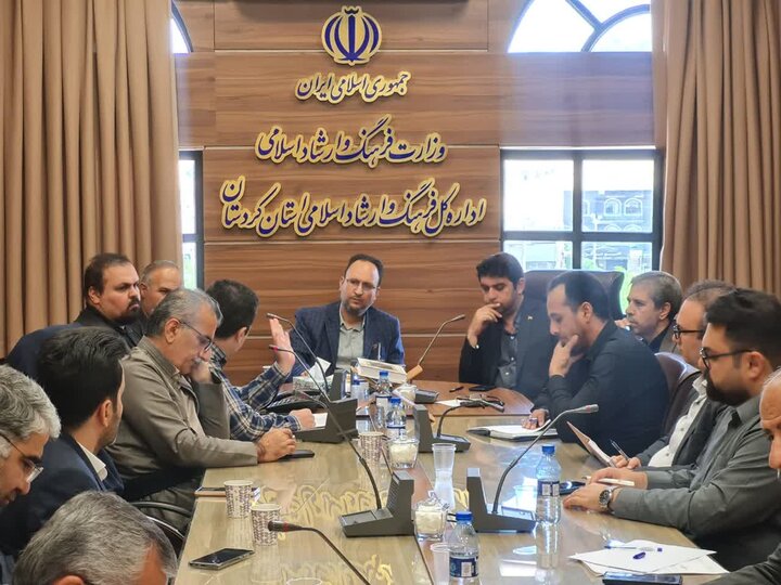 برگزاری برنامه‌های فرهنگی مراسم تشییع رهبر شهید در ۱۰ شهرستان کردستان