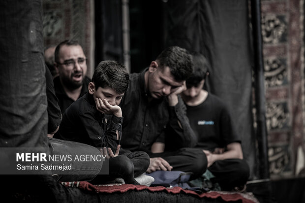 Mourning ceremony at Sadat Akhavi Hosseiniyah in Muharram mos
