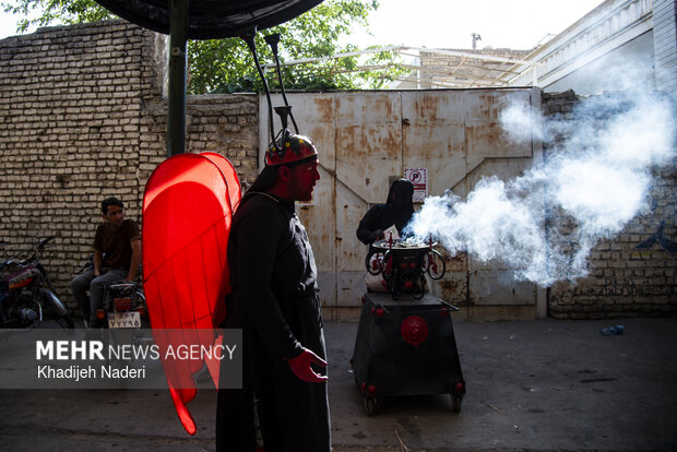 کاروان هشتم محرم در خمینی شهر اصفهان