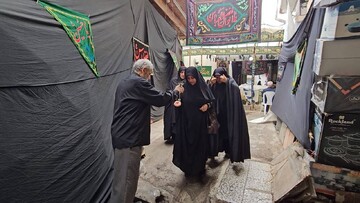 بازار رشت در سوگ علمدار کربلا؛ عزاداری که بیش از نیم قرن تداوم دارد