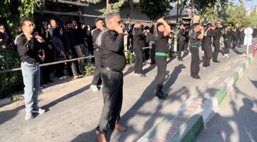عزاداری مردم روستای نماگرد در تاسوعای حسینی برگزار شد