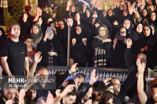 عزاداری شب نهم محرم در هیئت احرارالحسین(ع) ارومیه