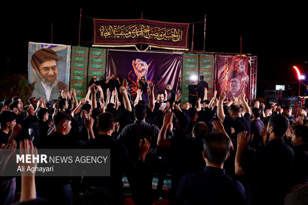عزاداری شب نهم محرم در هیئت احرارالحسین(ع) ارومیه