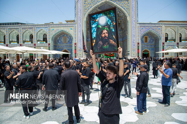 مراسم عزاداری تاسوعای حسینی در حرم رضوی