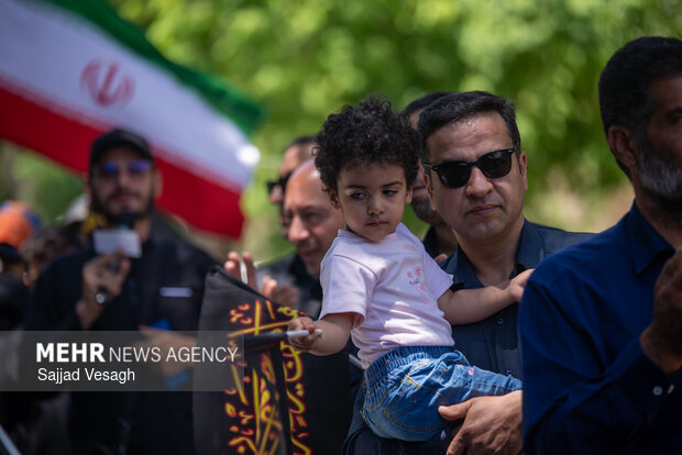 دسته عزاداری دانش‌آموزی تاسوعای حسینی در همدان
