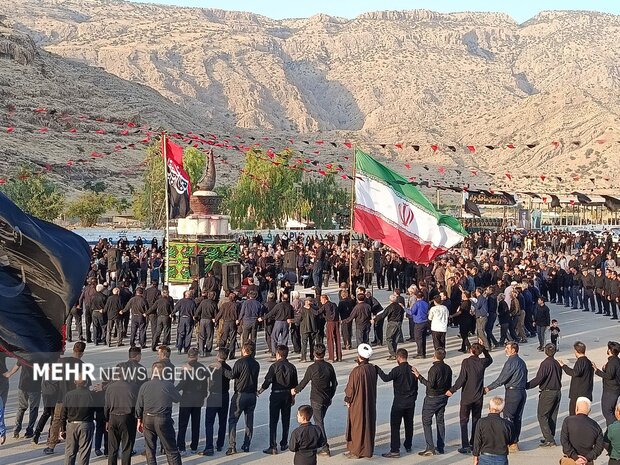 چرام غرق در ماتم علمدار کربلا؛ آیین باشکوه تاسوعای حسینی برگزار شد