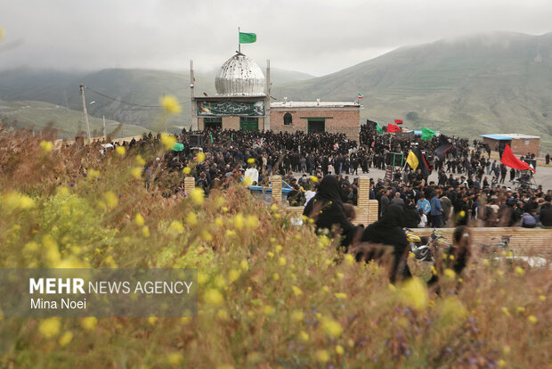 عزاداری روز تاسوعا در روستای آقاباباسنگ