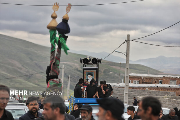 عزاداری روز تاسوعا در روستای آقاباباسنگ