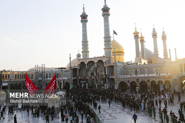 قم در سوگ اربعین سیدالشهدا(ع) غرق ماتم و عزا است