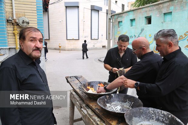 آئین شمع گردانی در اردبیل