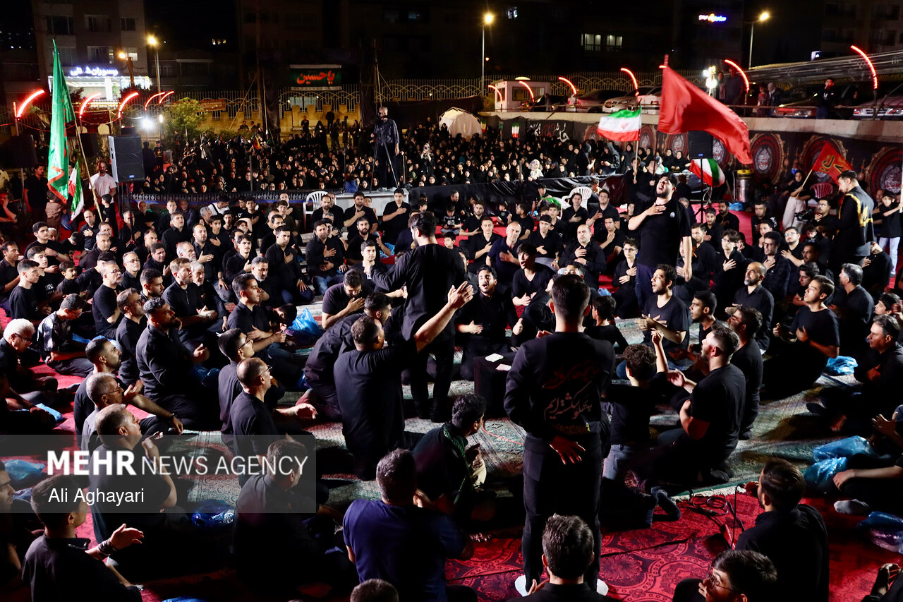 مراسم شب عاشورا در حسینیه بزرگ جاجرم