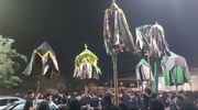 نوای «لبیک یا حسین» دسته‌جات عزاداری در شهر شاهدیه یزد