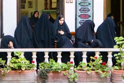 خانه‌هایی که با روضه‌خوانی زنده‌اند