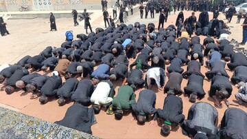 نماز ظهر عاشورا در نهبندان