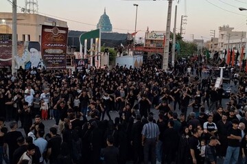 اجتماع باشکوه عاشورائیان در گناوه برگزار شد