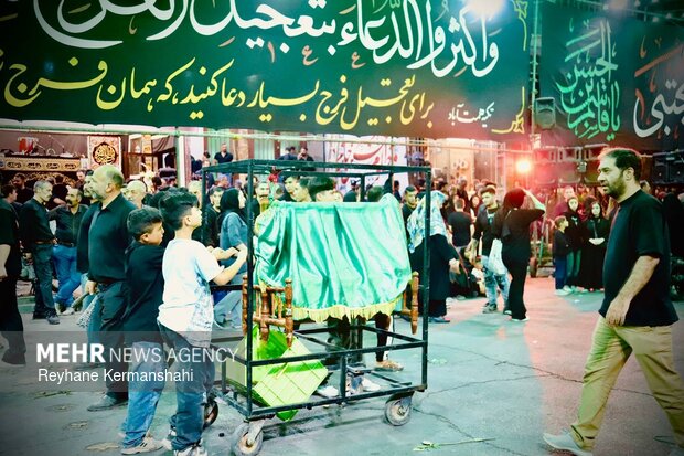 اسلامشهر غرق در ماتم شب عاشورا شد
