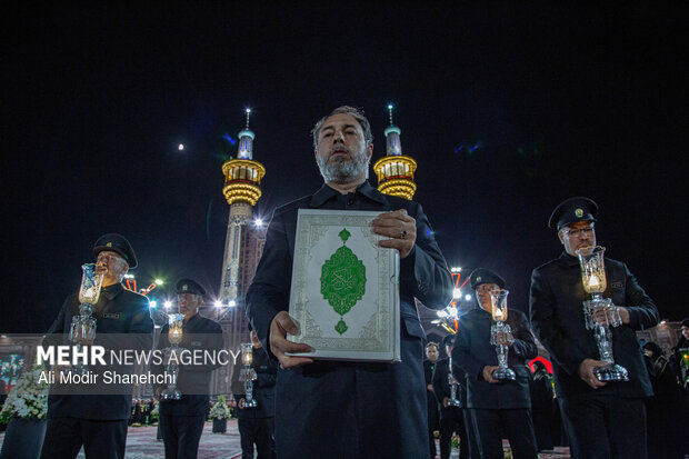 آیین سنتی خطبه‌خوانی شب عاشورای حسینی در حرم مطهر امام رضا(ع)