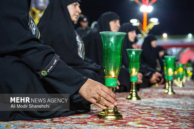 آیین سنتی خطبه‌خوانی شب عاشورای حسینی در حرم مطهر امام رضا(ع)