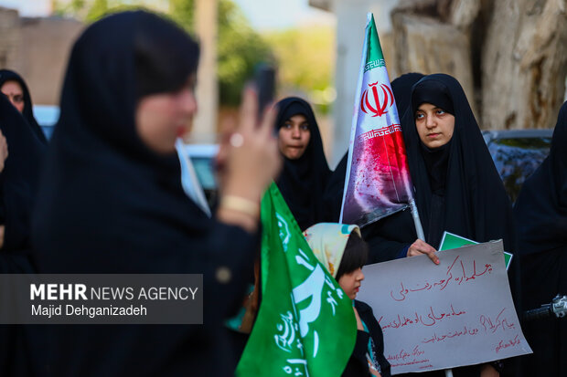 مراسم سنتی «علم برداری» در مهریز