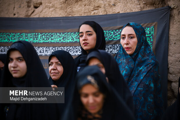 مراسم سنتی «علم برداری» در مهریز