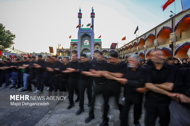 مراسم سنتی «علم برداری» در مهریز