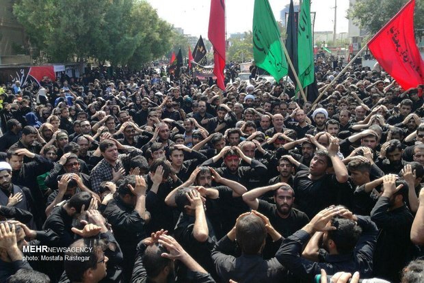 بوشهر در سوگ سیدالشهدا؛ طنین سنج و دمام و نوای «یا حسین»