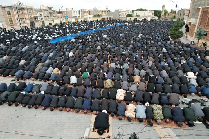 عاشورای حسینی در اردبیل؛ میراث کهن تعزیه و شکوه نماز ظهر در شهیدگاه