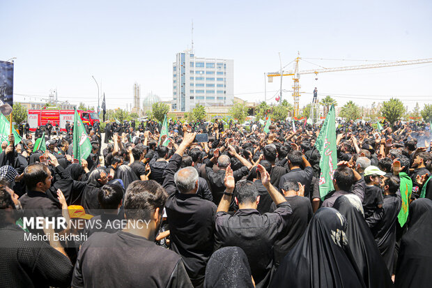 آیین خیمه سوزان عاشورای حسینی در قم
