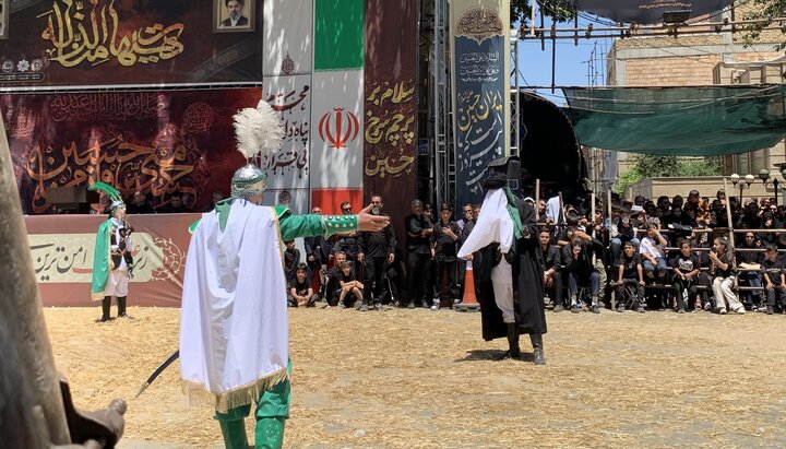 تصاویری از آیین تعزیه خوانی با قدمت ۶۰ ساله روز عاشورا در ارومیه