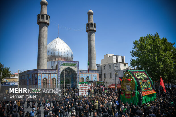 نخل گردانی روز عاشورا در خمین