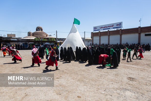 مراسم خیمه سوزان روز عاشورا در قزوین