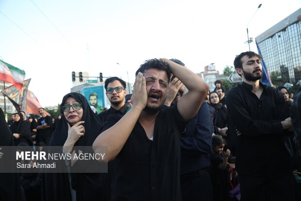 خیمه سوزان عصر عاشورا در مشهد خیمه سوزان عصر عاشورا در مشهد