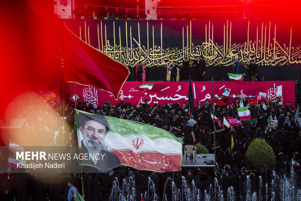 اجتماع بزرگ عاشورایی «یوم الحسین (ع)» در <a href='https://sayeb.ir/tag/%d8%a7%d8%b5%d9%81%d9%87%d8%a7%d9%86'></div>اصفهان</a>