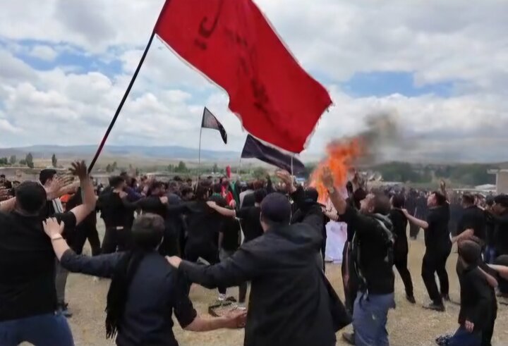آیین کهن «خیمه‌سوزان» در روستای دیزج صفرعلی ورزقان