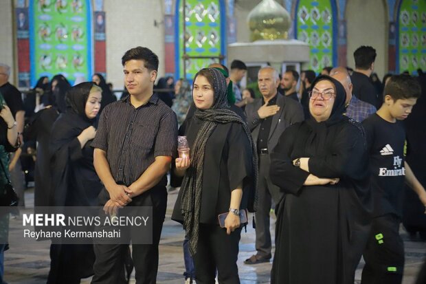 پیشوا در سوگ کاروان کربلا؛ روایت تصویری شام غریبان