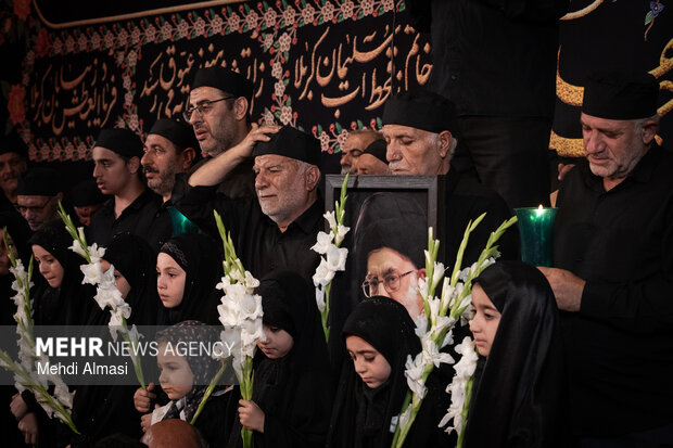 شام غریبان در حسینیه اعظم زنجان